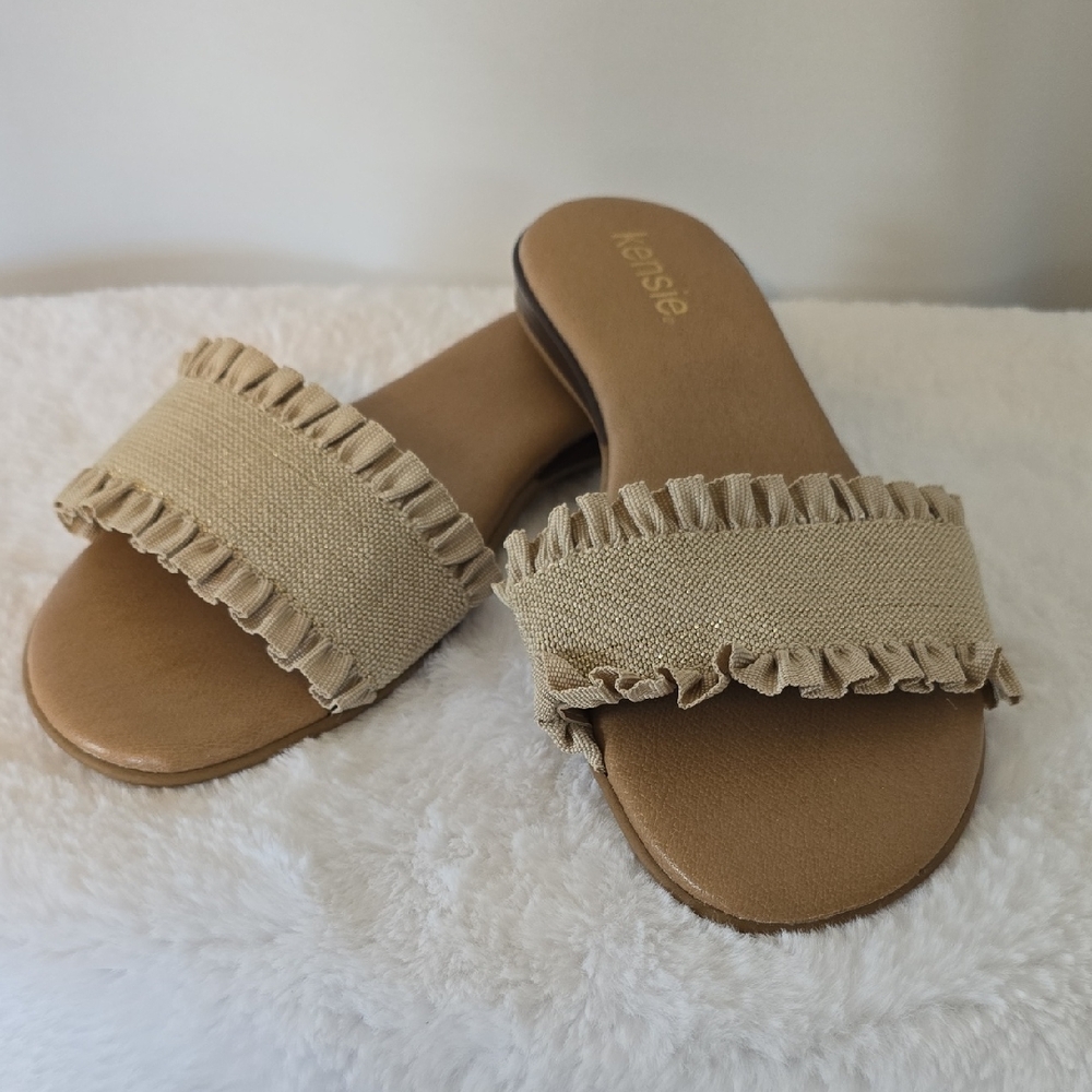 Kensie Beige Ruffle Slide Sandals